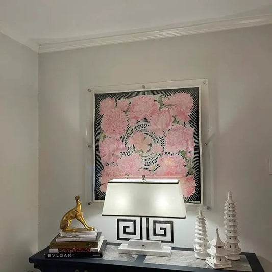 Akrilik Duvar Panoları - Eşarp Sergileme Çerçevesi - QueenBeeIstanbul