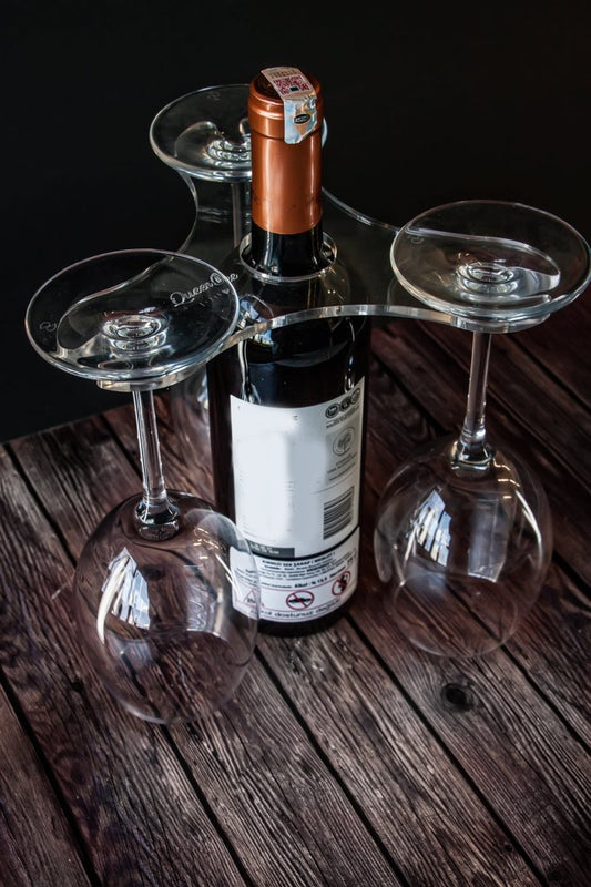 Akrilik Şeffaf Özel Tasarım Şarap Kadeh Tutucu Standı - QueenBeeIstanbul