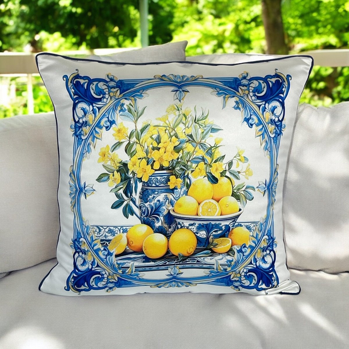 Limon Desenli Kırlent - Kalın, Leke Tutmayan, Hızlı Kuruyan Kumaş - 42x42cm + İç Yastık Hediye - QueenBeeIstanbul