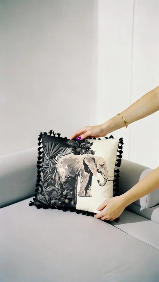 Safari Spirit – Elephant Dusk Kırlent Kılıfı - QueenBeeIstanbul