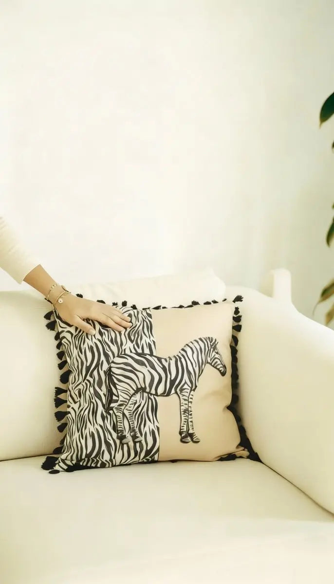 Safari Spirit – Zebra Echo Kırlent Kılıfı - QueenBeeIstanbul