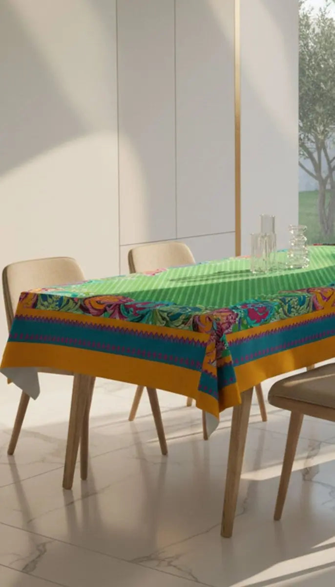 Viva Casa Masa Örtüsü – 225x145 cm | Keten Dokulu, Dertsiz ve Leke Tutmayan Canlı Desenli Sofra Örtüsü | Queen Bee Istanbul - QueenBeeIstanbul