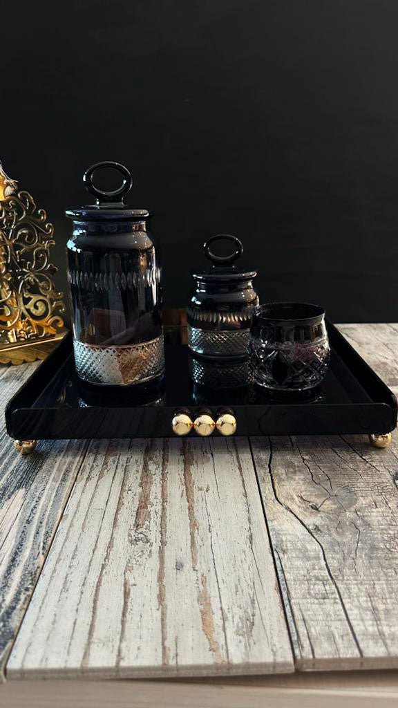 Black & Gold Tasarım Sunum Tepsisi - QueenBeeIstanbul