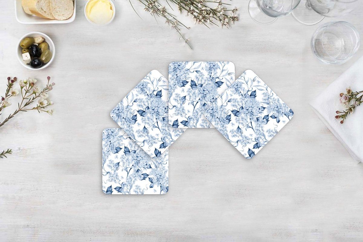 Mavi Çiçekli Akrilik Amerikan Servis ve Bardak Altı Set (4 Parça) - QueenBeeIstanbul