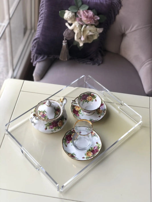 Şeffaf Pleksi Tepsi - QueenBeeIstanbul