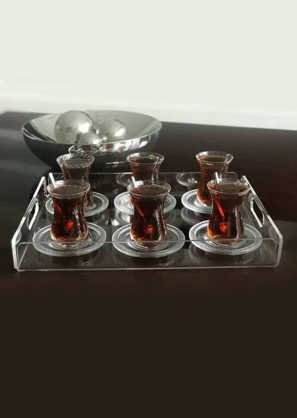 Şeffaf Pleksi Tepsi - QueenBeeIstanbul