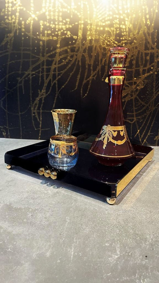 Black & Gold Tasarım Sunum Tepsisi - QueenBeeIstanbul