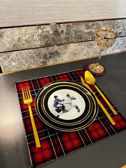 Kırmızı Tartan Desenli Amerikan Servisi - QueenBeeIstanbul