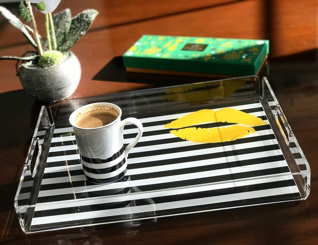 Lips Patterned Plexi Tray